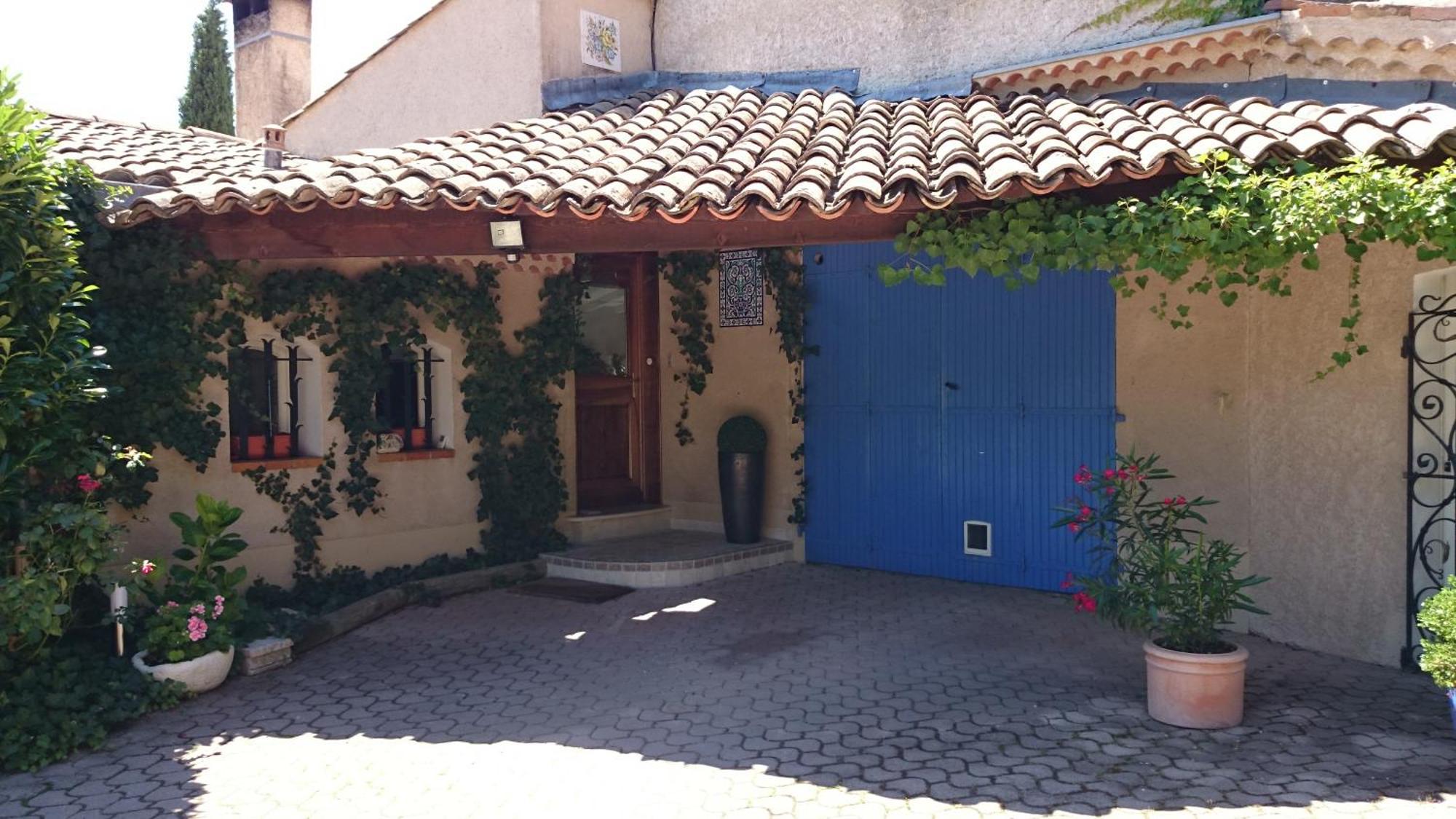 Chambre D'Hotes La Citadelle Lardier-et-Valenca 外观 照片